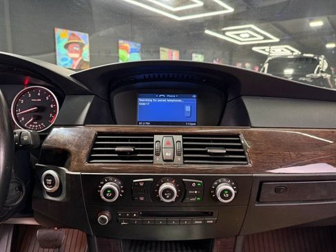Used 2010 BMW 535i Sedan RWD image 14