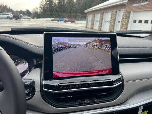 New 2026 Jeep Compass Limited image 16