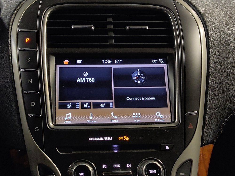 Used 2017 Lincoln MKX Select w/ Lincoln MKX Climate Package FWD image 25
