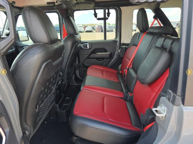 Used 2023 Jeep Wrangler Unlimited Rubicon 4xe AWD/4WD image 9