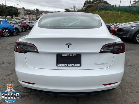 Used 2020 Tesla Model 3 Performance image 4
