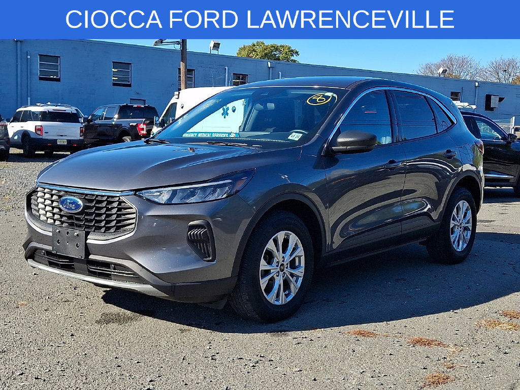 Used 2023 Ford Escape Active w/ Tech Pack #1 AWD/4WD image 6