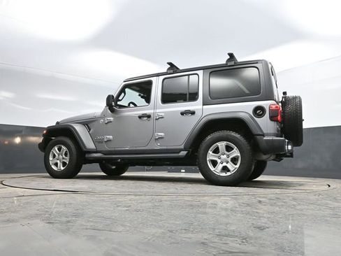 Used 2018 Jeep Wrangler Unlimited Sport S image 48