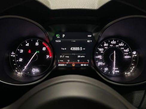 Used 2018 Alfa Romeo Stelvio Ti Sport image 18