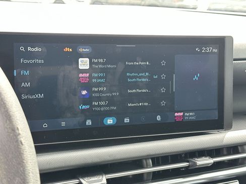 Used 2025 Hyundai Tucson SEL image 12