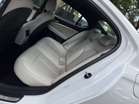 Used 2025 Genesis G70 2.5T AWD/4WD image 37