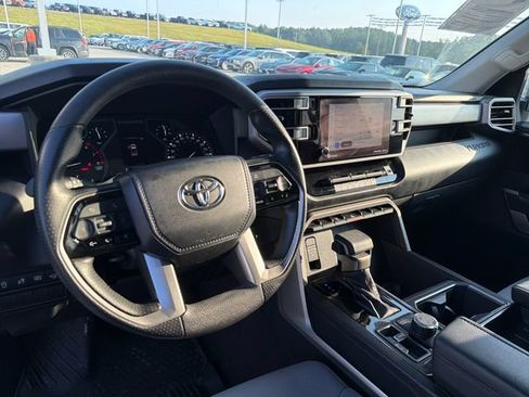 Used 2023 Toyota Tundra SR5 w/ SR5 Convenience Package AWD/4WD image 12