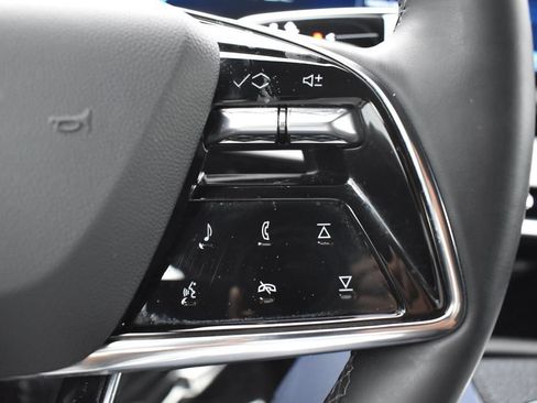 Used 2025 Cadillac Optiq Sport 2 w/ LPO, Floor Liner Package AWD/4WD image 16