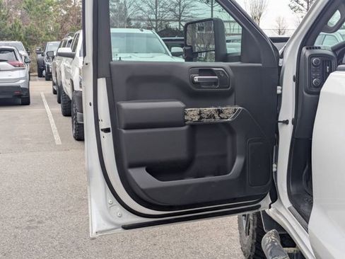 Used 2021 Chevrolet Silverado 1500 Custom Trail Boss w/ Realtree Special Edition image 25