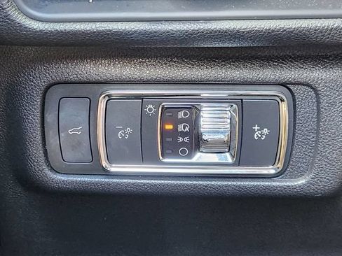 Used 2022 Lincoln Corsair Reserve w/ Equipment Group 201A FWD image 15