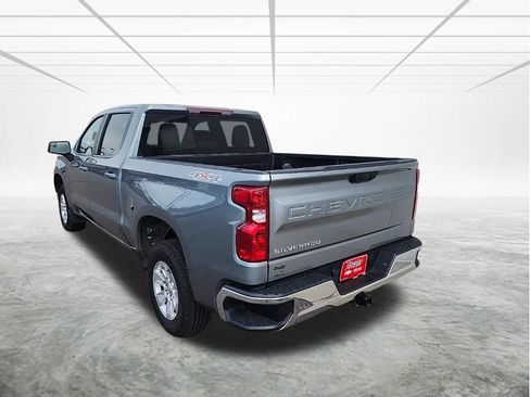 Used 2025 Chevrolet Silverado 1500 LT AWD/4WD image 3