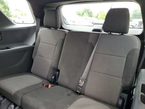 Used 2023 Chevrolet Traverse LT AWD/4WD image 32