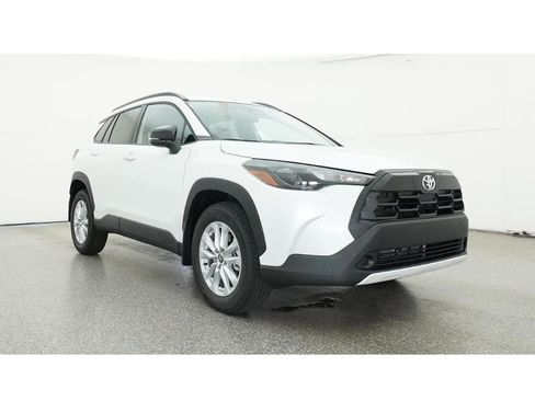 New 2026 Toyota Corolla Cross LE FWD image 29