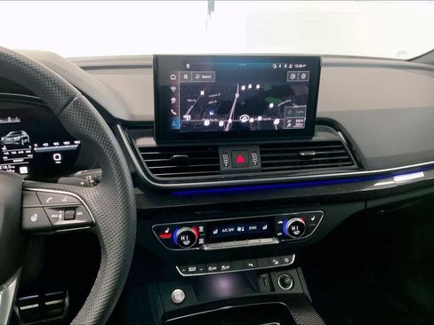 Used 2025 Audi SQ5 Premium Plus w/ Premium Plus Package image 15