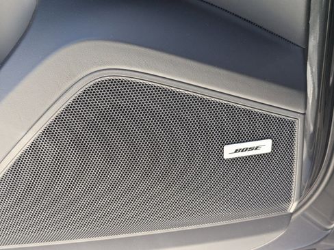 New 2025 Porsche Cayenne Coupe image 14