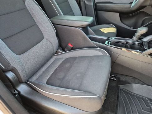 Used 2021 Chevrolet TrailBlazer LT w/ Convenience Package AWD/4WD image 22