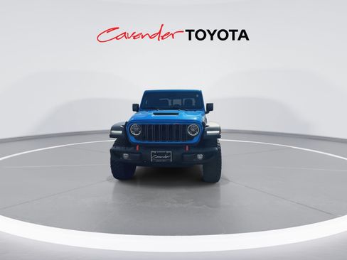 Used 2024 Jeep Gladiator Mojave w/ Steel Bumper Group AWD/4WD image 3
