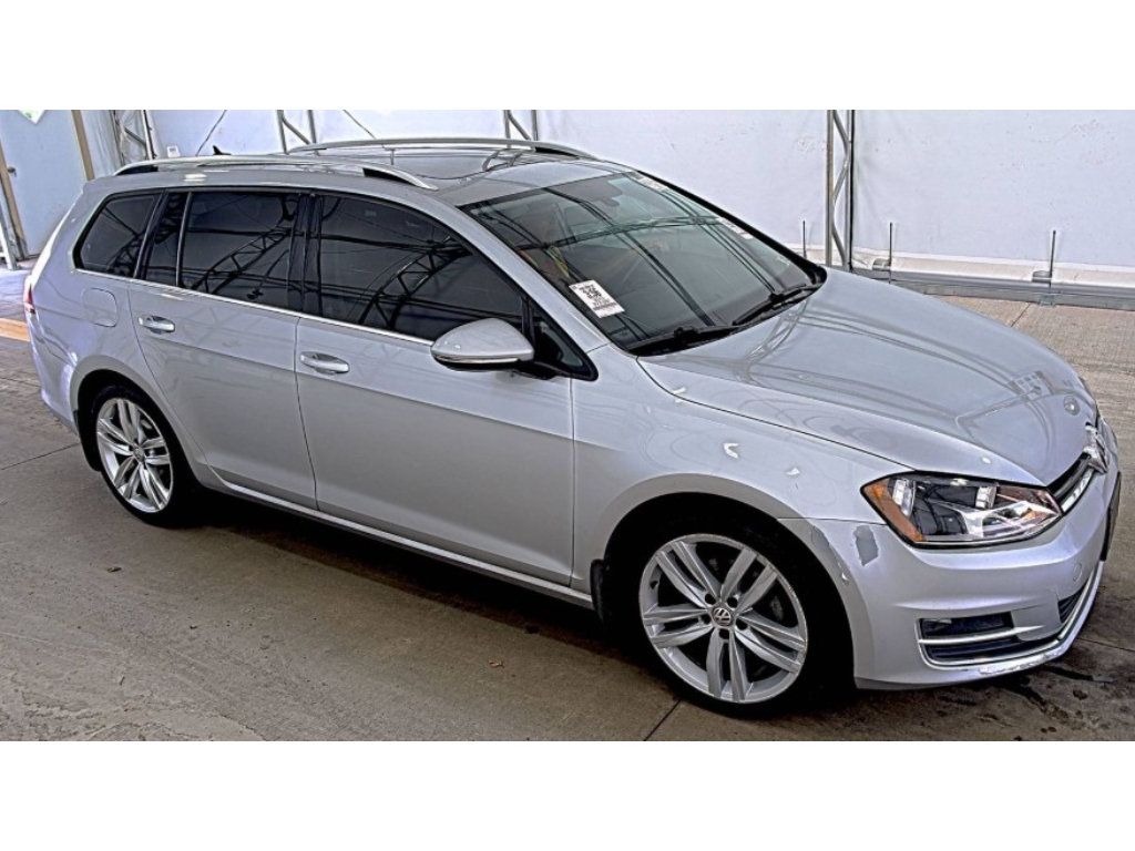 Used 2015 Volkswagen Golf SEL FWD image 3