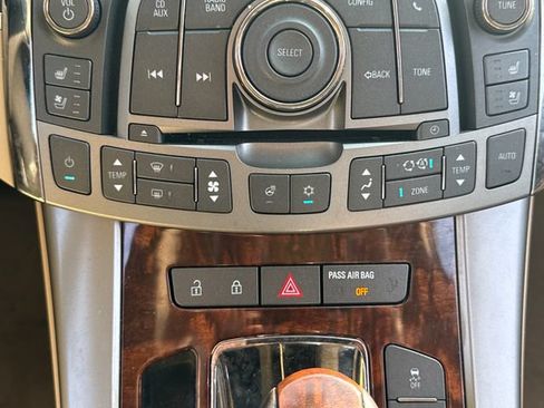Used 2012 Buick LaCrosse Premium FWD image 29