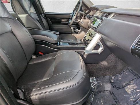 Used 2020 Land Rover Range Rover Long Wheelbase HSE image 24