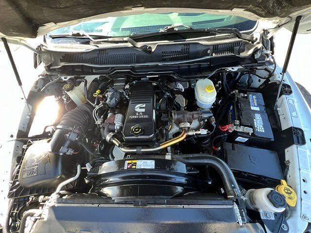 Used 2015 RAM 3500 Tradesman w/ Chrome Appearance Group AWD/4WD image 18