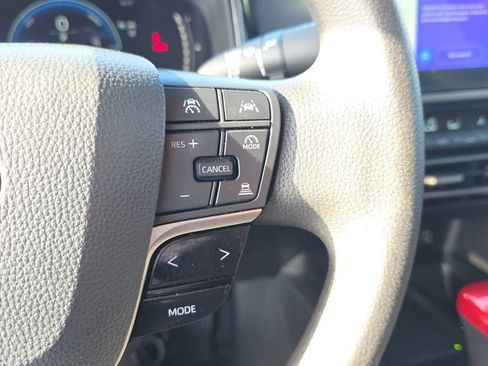 Used 2025 Toyota Camry LE FWD image 22