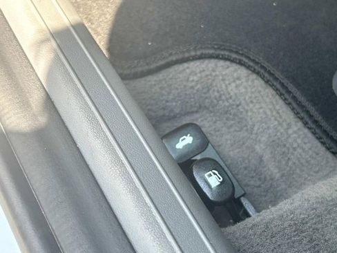 Used 2024 Hyundai Elantra SEL w/ Convenience Package image 24