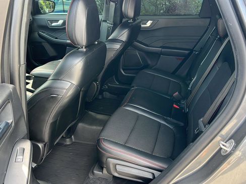 Certified 2025 Ford Escape ST-Line w/ Tech Pack #1 FWD image 44
