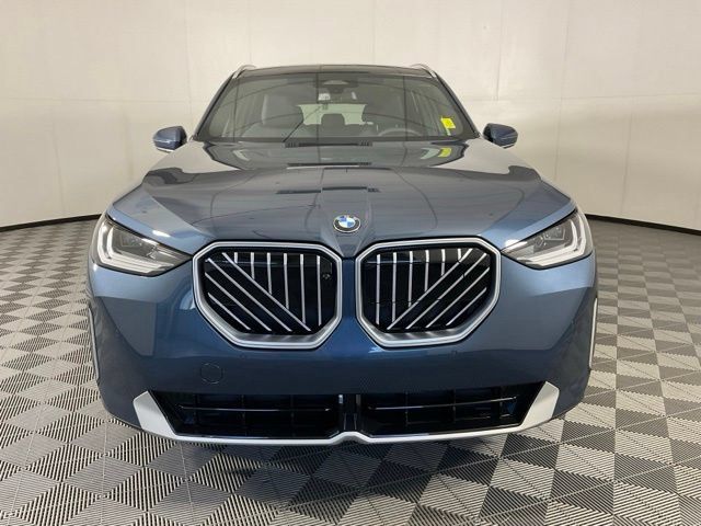 Certified 2025 BMW X3 xDrive30i AWD/4WD image 2