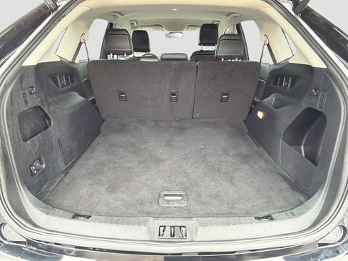 Used 2020 Ford Edge SEL w/ Convenience Package image 11