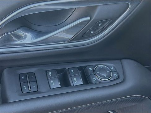 Used 2023 Chevrolet Tahoe Premier image 25