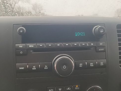 Used 2011 GMC Sierra 1500 SLE w/ Power Tech Package image 13