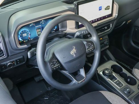 Used 2025 Ford Bronco Sport Big Bend image 35