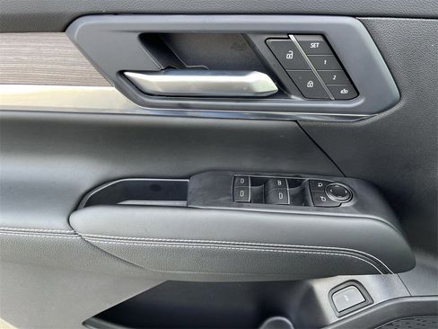 New 2026 GMC Terrain Denali image 23