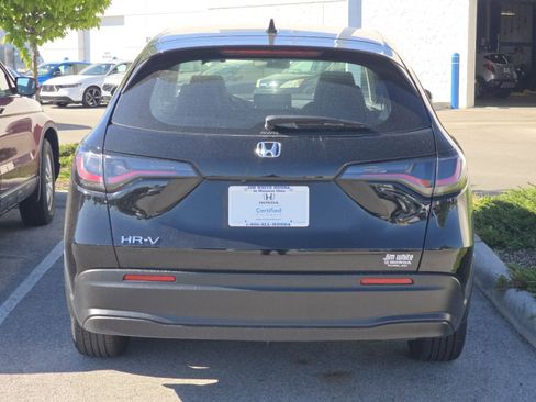 Certified 2024 Honda HR-V LX image 4