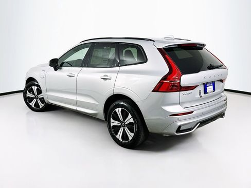 Used 2025 Volvo XC60 T8 Core w/ Protection Package Premier AWD/4WD image 6