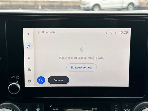 Used 2024 Toyota Highlander LE image 29