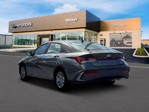 New 2026 Hyundai Elantra Blue image 5