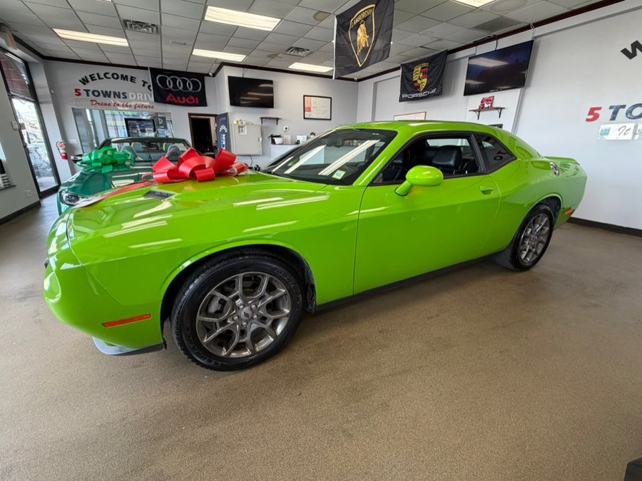 Used 2017 Dodge Challenger GT w/ Driver Convenience Group AWD/4WD image 6