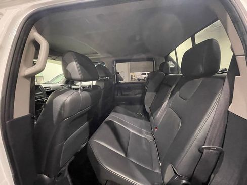 Used 2014 Honda Ridgeline SE image 25