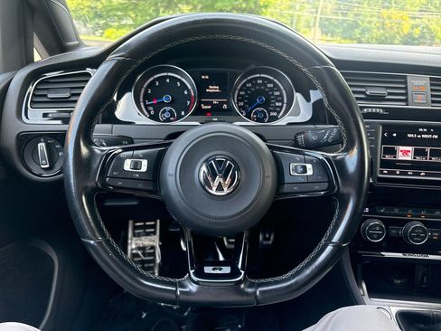 Used 2016 Volkswagen Golf 4-Door AWD/4WD image 26