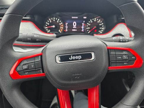 Used 2022 Jeep Compass Sport AWD/4WD image 18