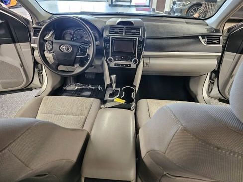 Used 2012 Toyota Camry LE image 13