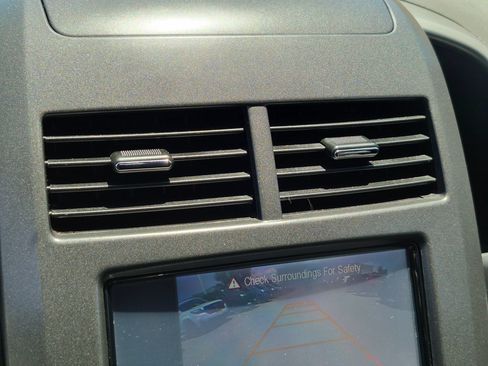 Used 2015 Chevrolet Sonic LT FWD image 21