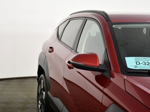 Used 2024 Hyundai Kona SEL AWD/4WD image 14
