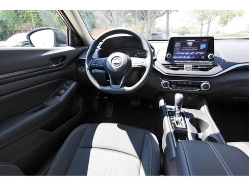 New 2025 Nissan Altima 2.5 S image 6