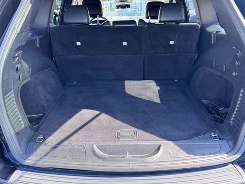 Used 2012 Jeep Grand Cherokee Laredo w/ Laredo E Group RWD image 41