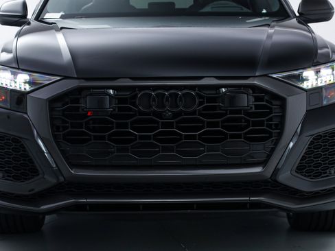 Used 2024 Audi RS Q8 AWD/4WD image 9