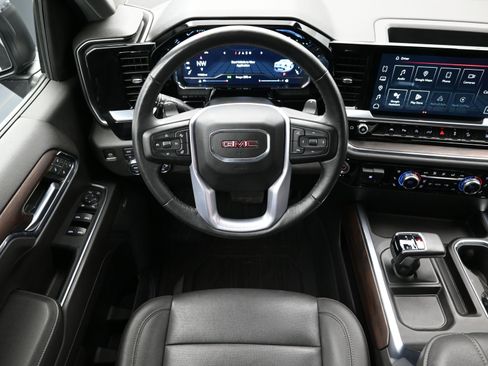 Used 2022 GMC Sierra 1500 SLT w/ SLT Premium Plus Package image 25