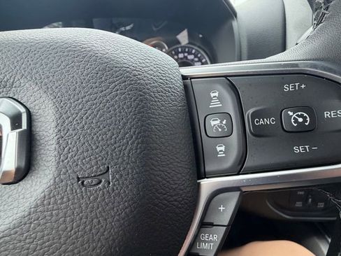 New 2026 RAM 3500 Big Horn AWD/4WD image 47